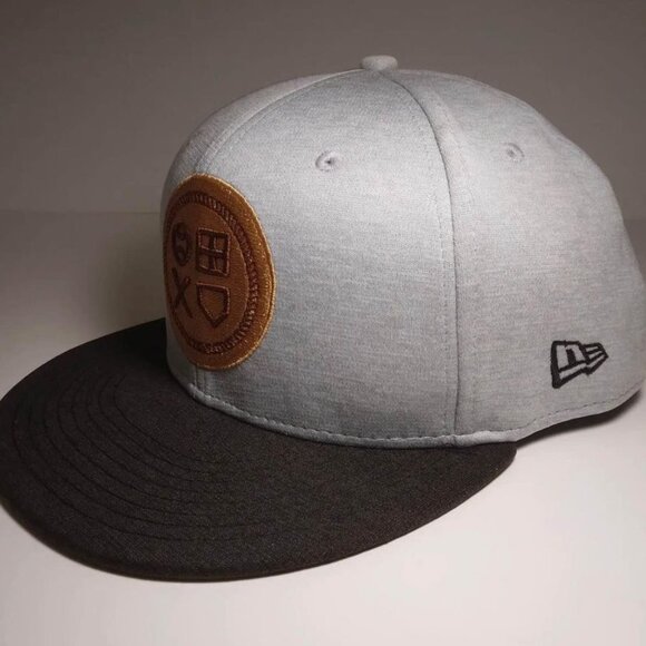 MLB The Show Playstation Logo Grey Gold Hat Cap New Era 9Fifty Snapback - Picture 3 of 7